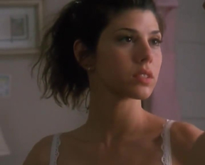 Marisa Tomei naked - Untamed Heart