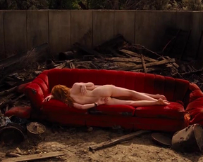 Ellie Bamber nude - Nocturnal Animals