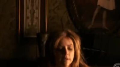 Christine Lakin sexy - Valentine S01E05