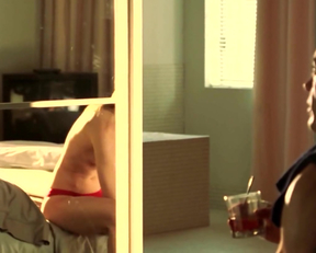 Michelle Monaghan nude - Kiss Kiss Bang Bang