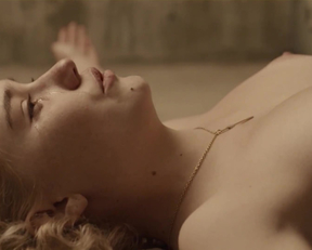 Deborah Francois nude - Les Femmes De L'ombre +