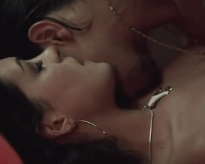 Anne Hathaway nude - In Havoc