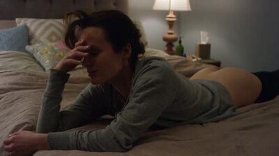 Elizabeth Reaser Backplot ass - Easy