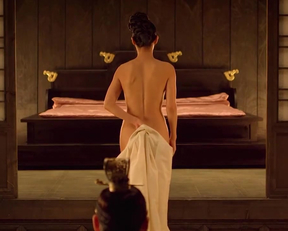 Jo Yeo-jeong nude - The Concubine