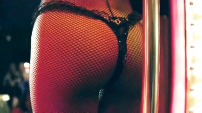 Salma Hayek's Stripping Plot In Americano - Film nackt