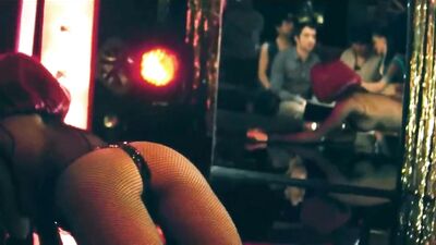 Salma Hayek's Stripping Plot In Americano - Film nackt