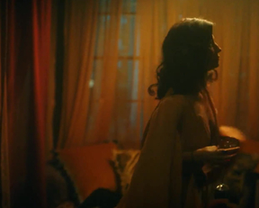 Amara Zaragoza - Strange Angel - S01E07 - Film nackt