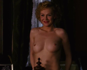 Carice Van Houten nude