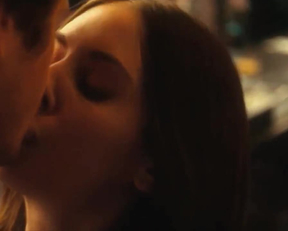 Plot Reel: Gillian Jacobs And Alison Brie - Film nackt