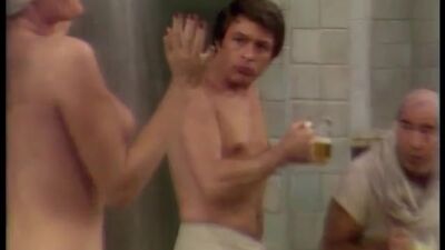 Valerie Perrine In Steambath - Film nackt