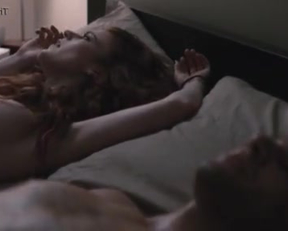 Rose Leslie In Sticky Notes - Film nackt