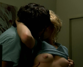 Hester Van Hooven In The Echo Game - Film nackt