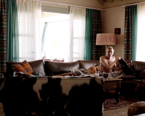 Fernanda Diniz - Berlin Station - S02E02 - Film nackt