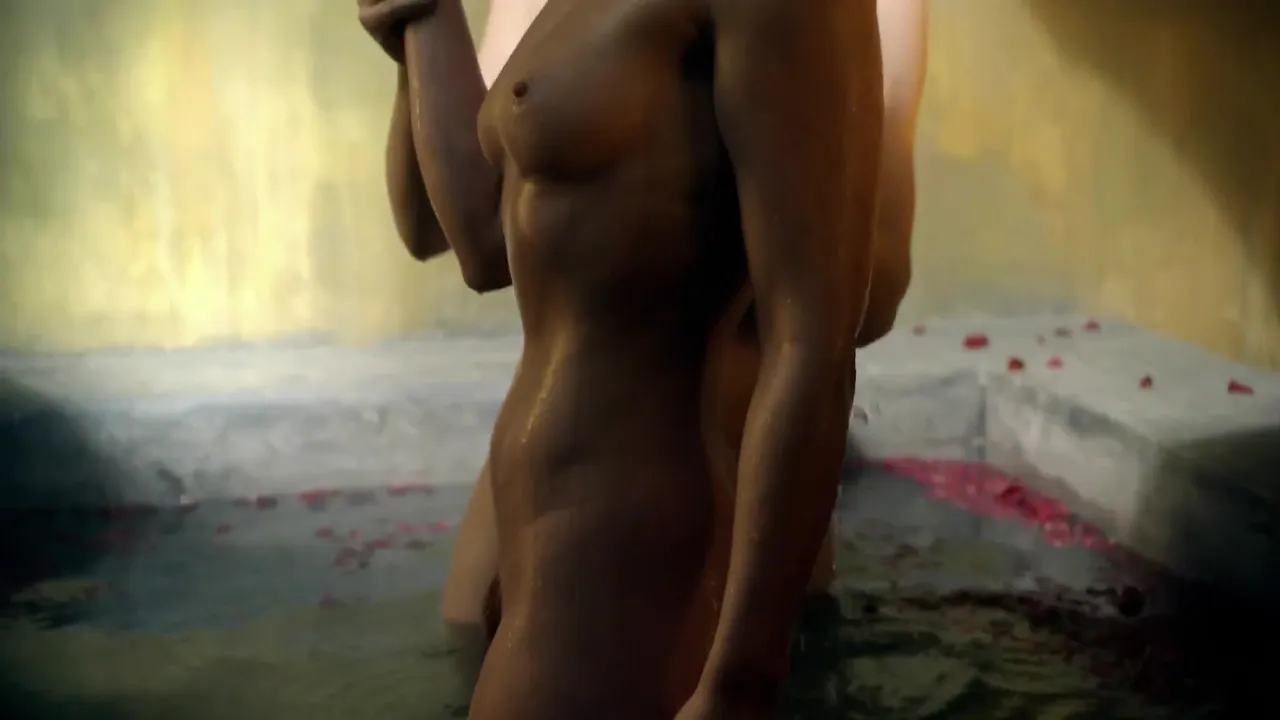 Anna Hutchison In 'Spartacus' - Film nackt : MoviesSexScenes.