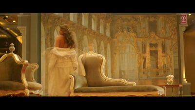 Akansha Puri - Indian Model In A Music Video - Film nackt