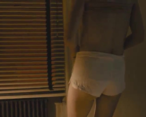 Maggie Gyllenhaal In Deuce - Film nackt