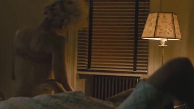 Maggie Gyllenhaal In Deuce - Film nackt