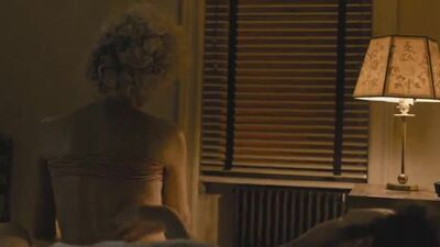 Maggie Gyllenhaal In Deuce - Film nackt