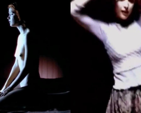 Rose Byrne On/off In The Goddess Of 1967 - Film nackt