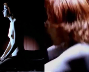 Rose Byrne On/off In The Goddess Of 1967 - Film nackt