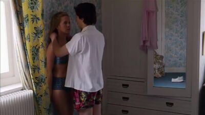 Capucine Delaby In 'Un Souvenir' - Film nackt