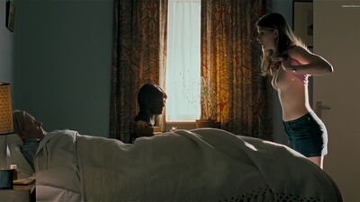 Jodie Whittaker - Film nackt