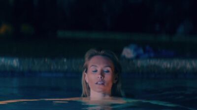 Nicky Whelan In Inconceivable - Film nackt