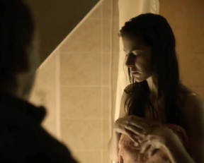 Catalina Denis In The Tunnel - Film nackt