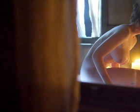 Gracie Gilbert - Underbelly - S06E07 - Film nackt