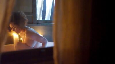Gracie Gilbert - Underbelly - S06E07 - Film nackt
