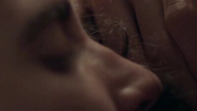 Tatiana Maslany - Stronger - Film nackt