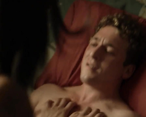 Levy Tran In Shameless - Film nackt