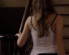 Lili Simmons Has A Nice Ass - Film nackt