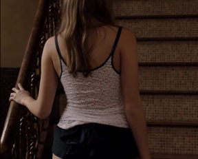 Lili Simmons Has A Nice Ass - Film nackt