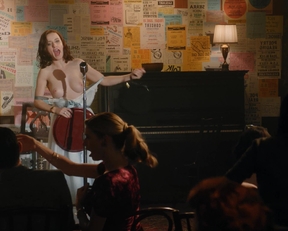 Rachel Brosnahan In 'The Marvelous Mrs. Maisel' - Film nackt