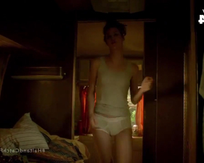 Mackenzie Davis - A Brief Plot - Film nackt