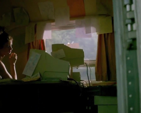 Mackenzie Davis - A Brief Plot - Film nackt