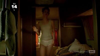 Mackenzie Davis - A Brief Plot - Film nackt