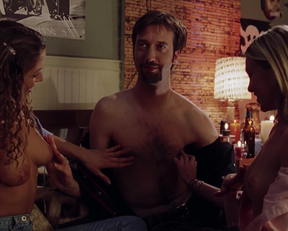 Aerica D'Amaro And Bridgett Wise - Road Trip - Film nackt