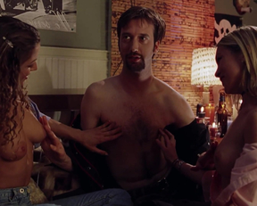 Aerica D'Amaro And Bridgett Wise - Road Trip - Film nackt