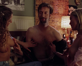 Aerica D'Amaro And Bridgett Wise - Road Trip - Film nackt