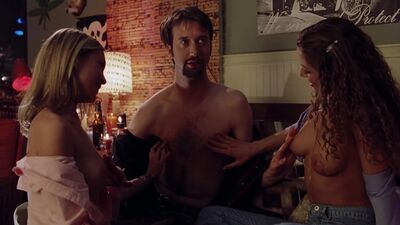 Aerica D'Amaro And Bridgett Wise - Road Trip - Film nackt