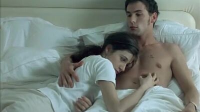 Caroline Ducey In Romance - Film nackt