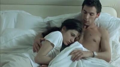 Caroline Ducey In Romance - Film nackt