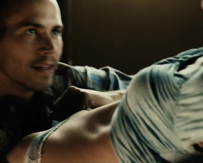 Vera Farmiga - Running Scared - Film nackt