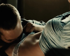 Vera Farmiga - Running Scared - Film nackt