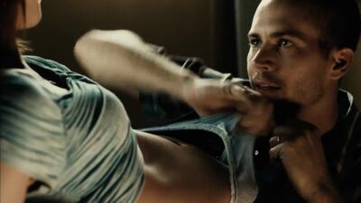 Vera Farmiga - Running Scared - Film nackt