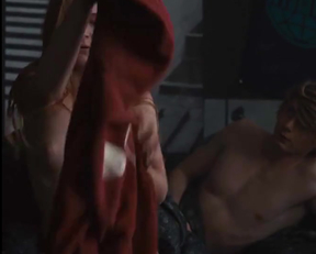 Gina Stiebitz - Netflix Series 'Dark' S01E09 - Film nackt