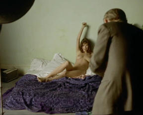 Annabel Brooks In Love Is The Devil - Film nackt