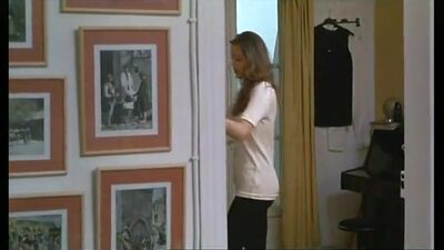 Young Marion Cotillard - Film nackt
